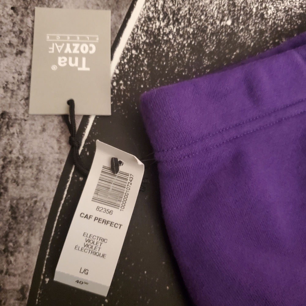 NWT TNA Shorts - Picture 5 of 5